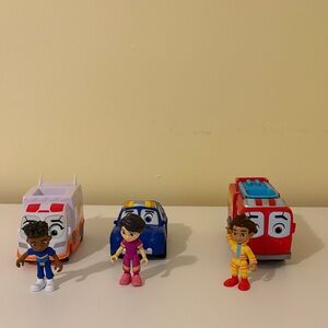 Firebuds (Disney Junior) action figure and vehicles. the